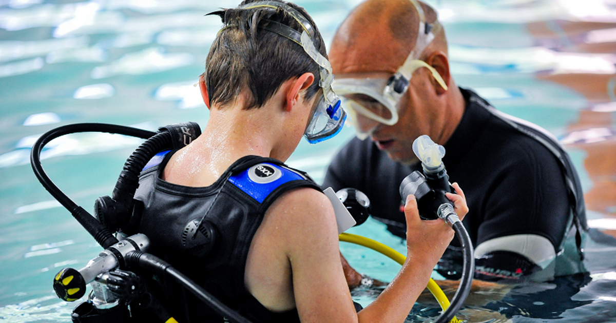 Scuba Diving for kids School holiday courses